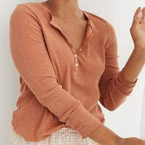 Aerie ribbed Henley long sleeve shirt